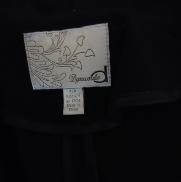 Dynamite Open Blazer with Pockets - Picture 2 of 3